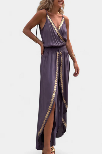 Lange elegante jumpsuit met smalle bandjes diepe halslijn en open pijpen