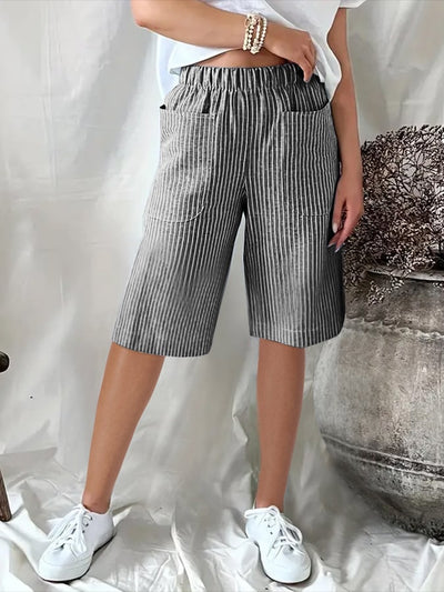 Paula - Losse, casual shorts met retro jacquardstrepen