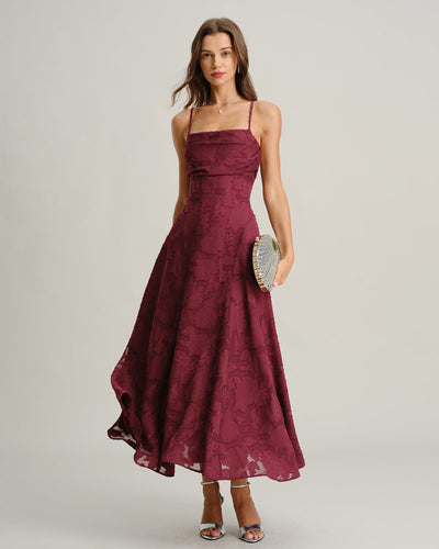 Maxi jurk met spaghettibandjes en elegante slip stijl