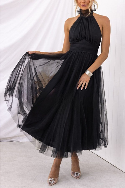 Halter maxi-jurk met geplooide details voor een stijlvolle uitstraling