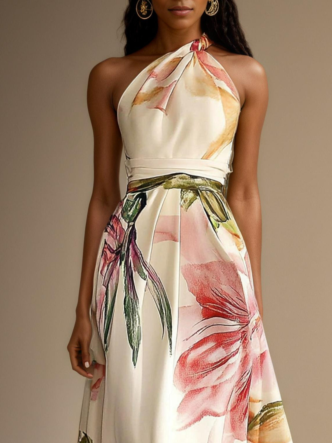 Elegante maxi jurk met verfijnde print en asymmetrische halslijn