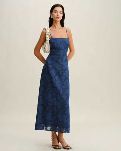 Maxi jurk met spaghettibandjes en elegante slip stijl