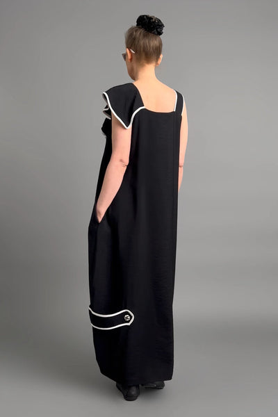 Maxi jurk met elegante uitstraling in losse avant-garde stijl
