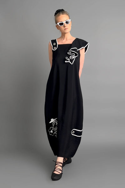 Maxi jurk met elegante uitstraling in losse avant-garde stijl