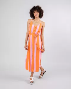 Lange jurk met knopen en contrasterende vlakken voor een moderne look