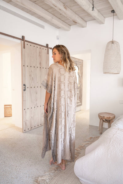 Lange dames kaftan met losvallend ontwerp voor ontspannen zomerdagen