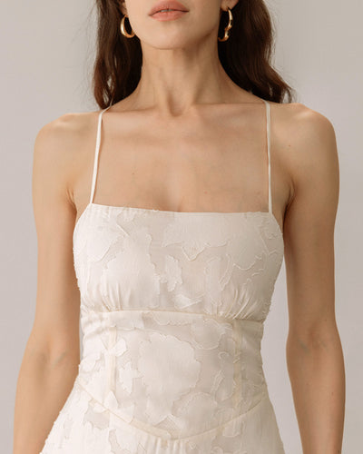 Maxi jurk met spaghettibandjes en elegante slip stijl