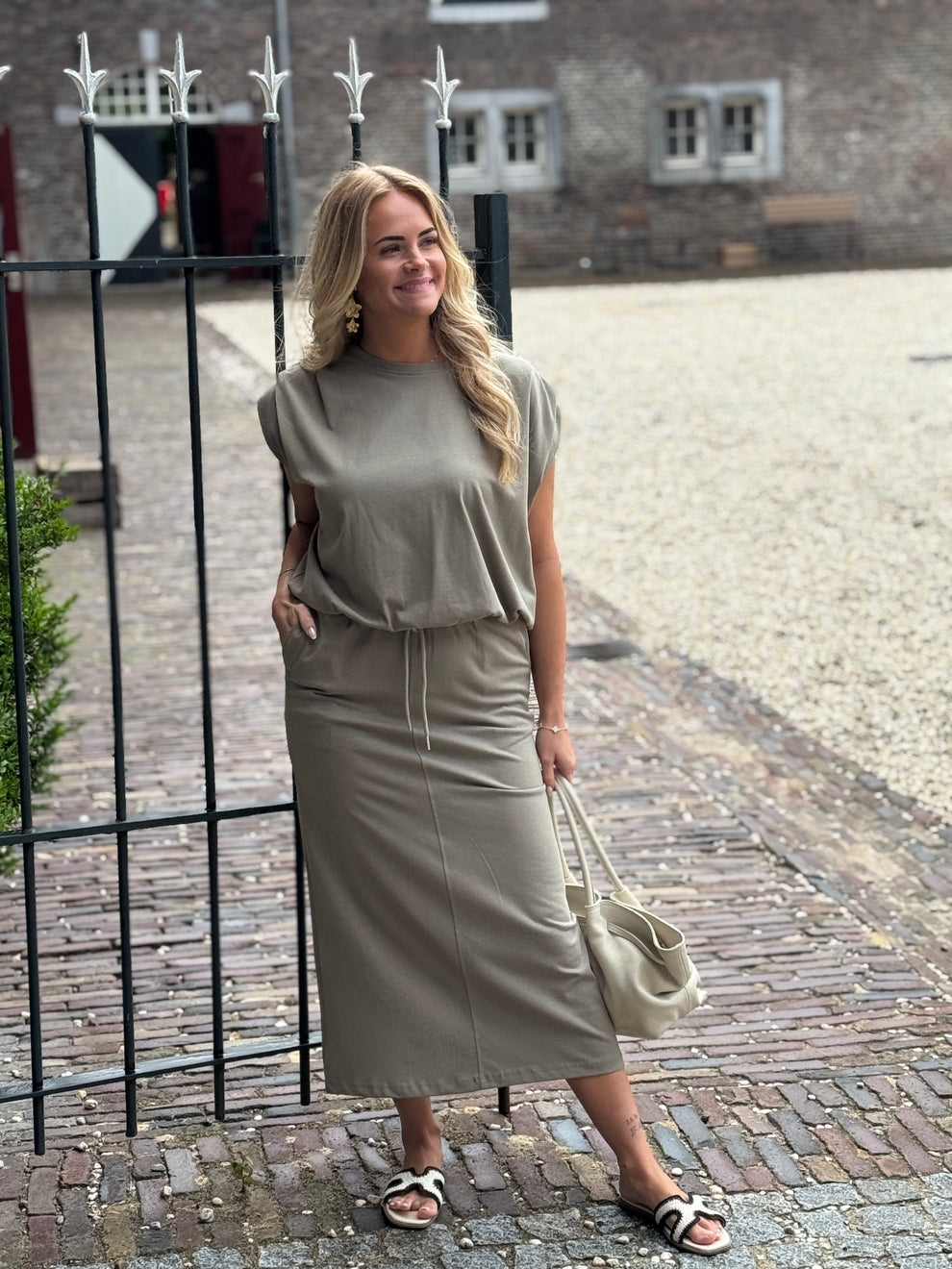 Losvallende maxi zomerjurk zonder mouwen voor een relaxte look