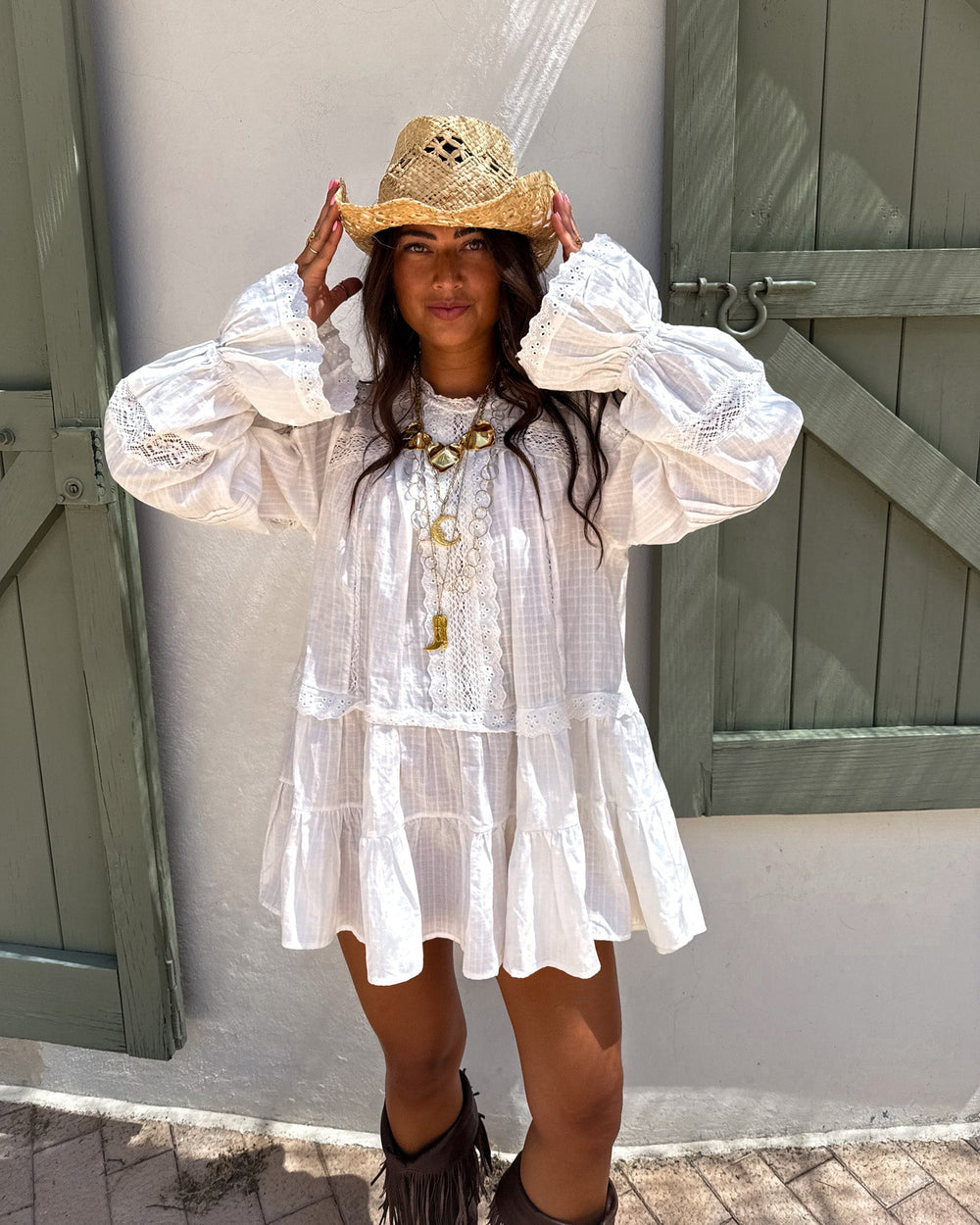 Zomerse boho mini jurk met lange mouwen en speelse ruches