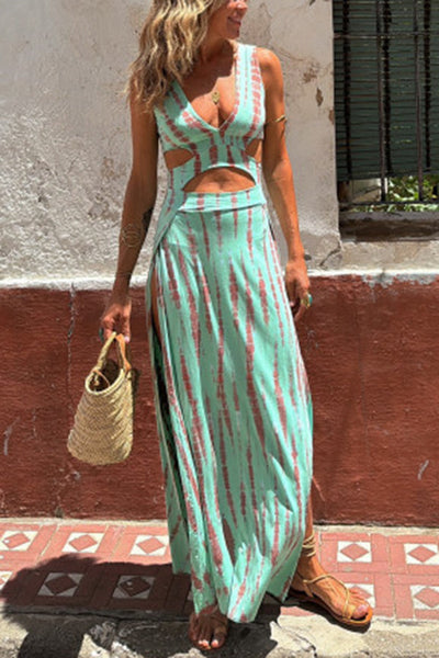 Karla - Eleanor jurk met tie-dye print en uitsnijding, split en stretch