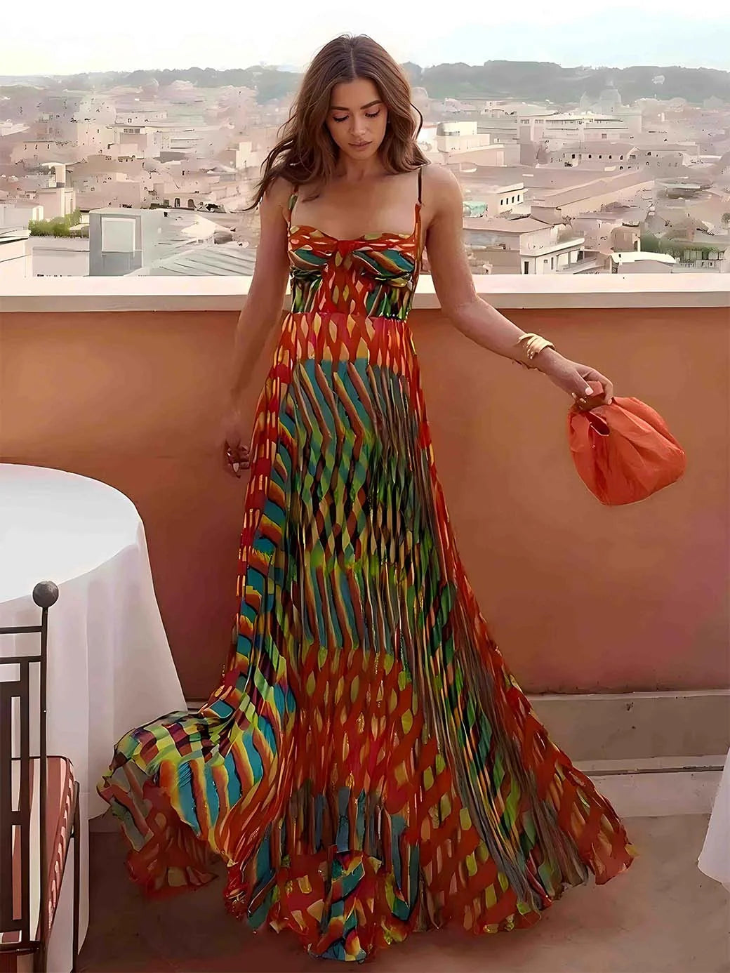 Elegante maxi jurk met verfachtig patroon smalle bandjes en vloeiende A-lijn