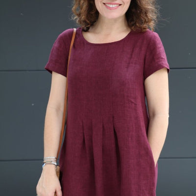 Casual damesjurk met korte mouwen en elegante uitstraling