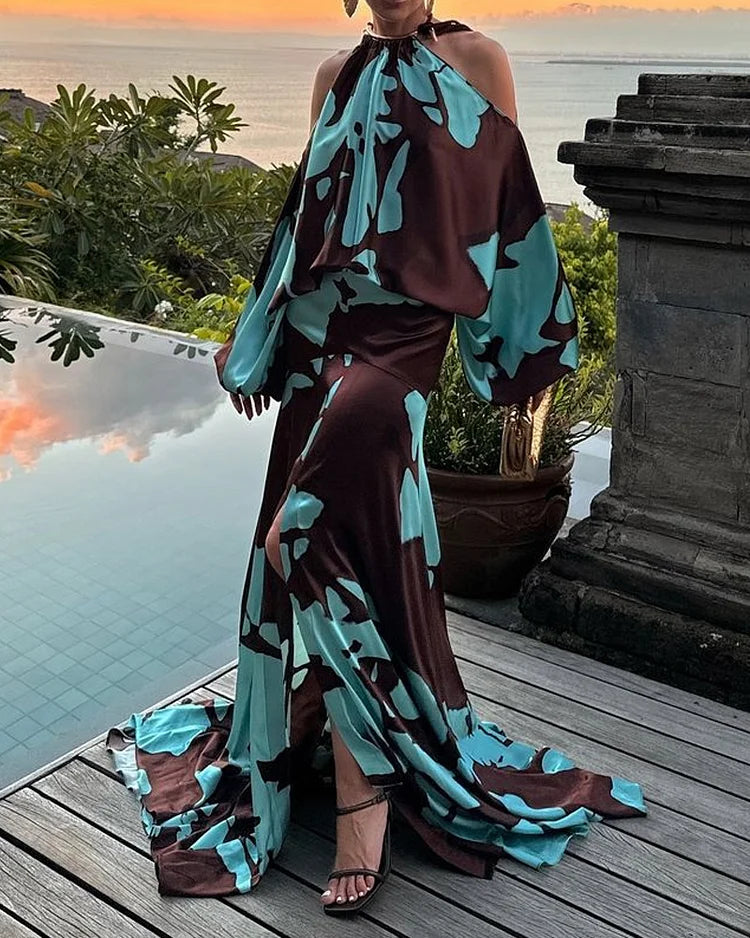 Lange damesjurk met print en elegante halslijn voor zomerse gelegenheden