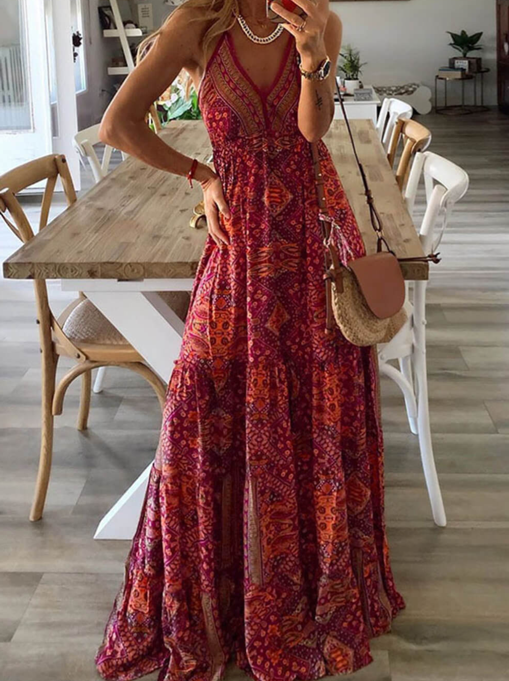 Amira - Maxirok met hoge taille, bloemenpatroon en V-halslijn