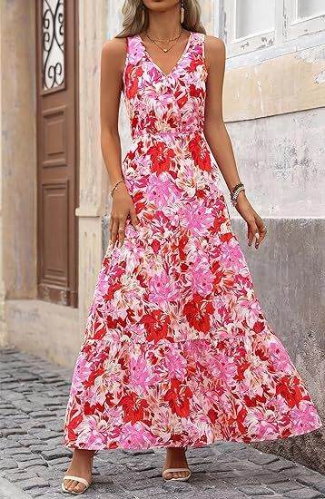 Elegante lange maxi jurk zonder mouwen met vloeiende uitstraling