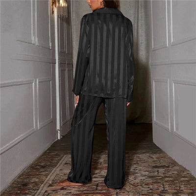 Stijlvolle dames pyjamaset met strepen lange mouwen en wijde broek voor comfort en elegantie