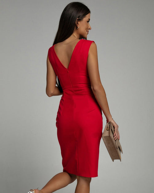 Elegante midi-jurk met getailleerde pasvorm en V-hals voor een verfijnde uitstraling