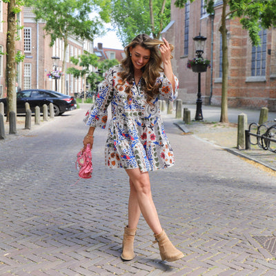Boho zomerjurk in korte lengte met speelse uitstraling