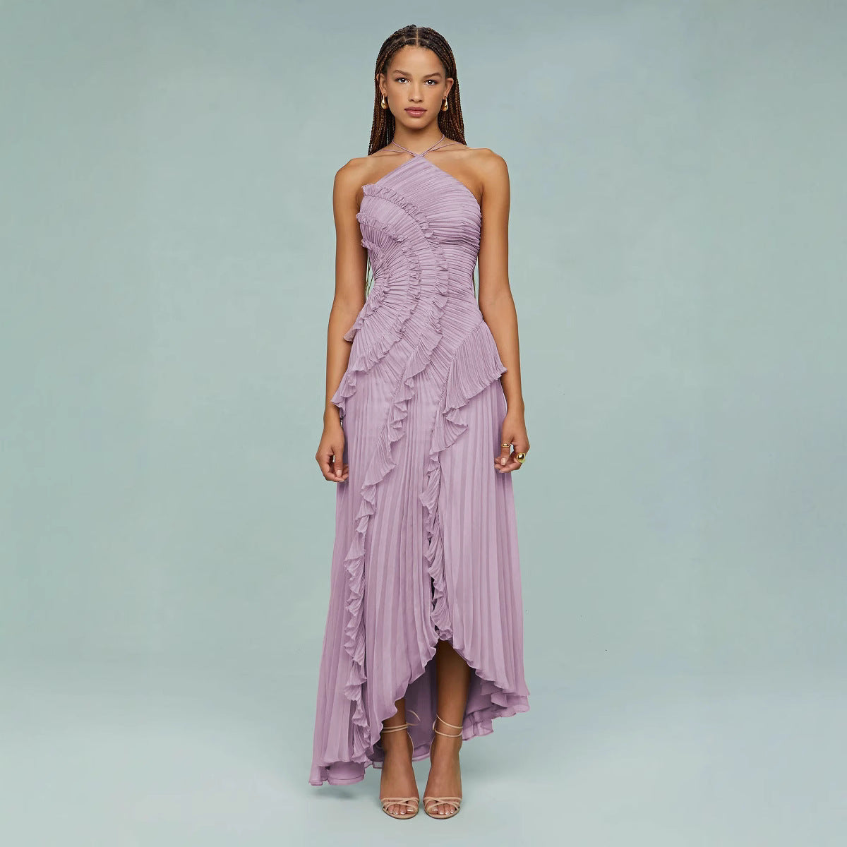 Elegante maxi halterjurk met plooien en speelse ruches