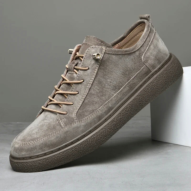 Herensneakers met een tijdloos ontwerp en een nonchalant uitstraling