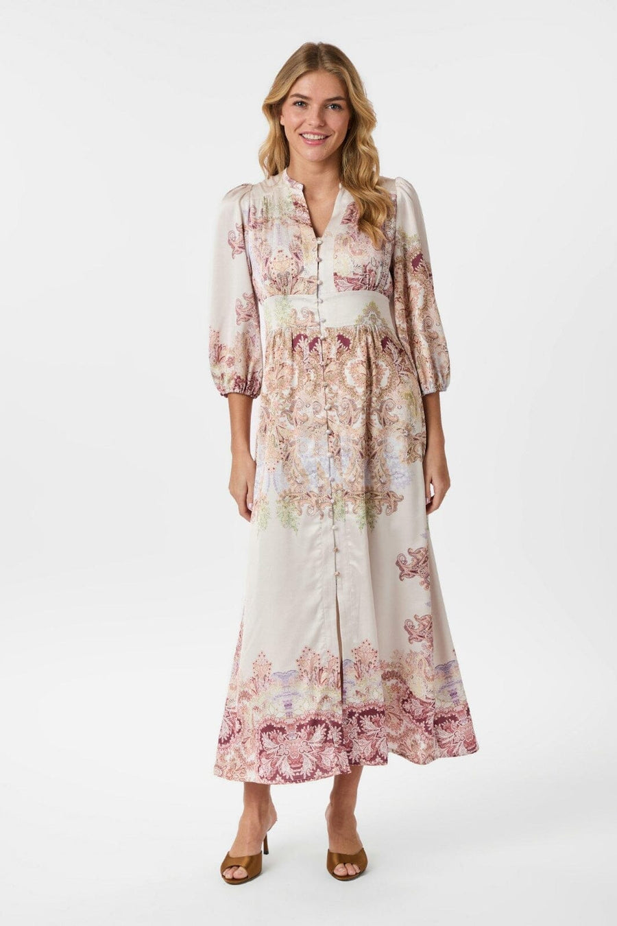Elegante maxi jurk met knopen en driekwart mouwen