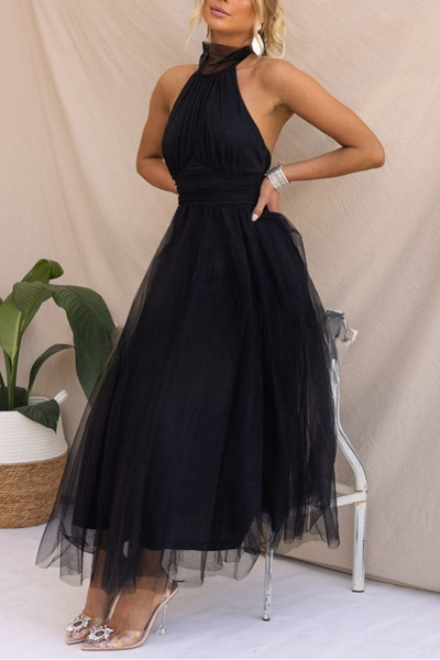 Halter maxi-jurk met geplooide details voor een stijlvolle uitstraling