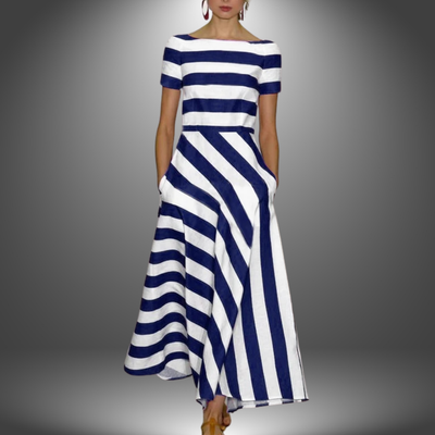 Elegante maxi jurk met gestreept patroon en korte mouwen