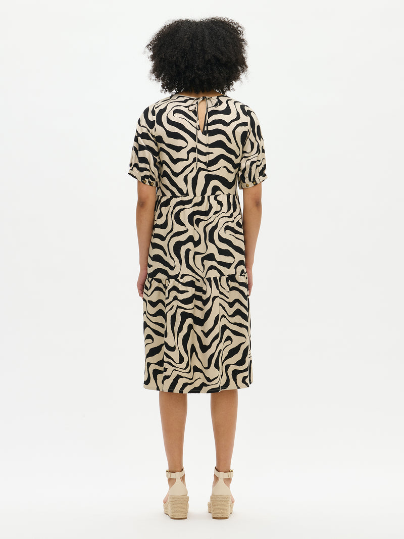 Casual midi jurk met dierenmotief en korte mouwen