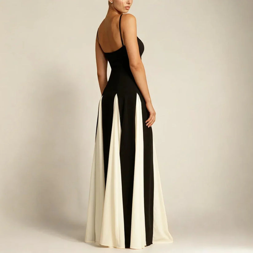Elegante maxi jurk met smalle bandjes en verfijnde stijl