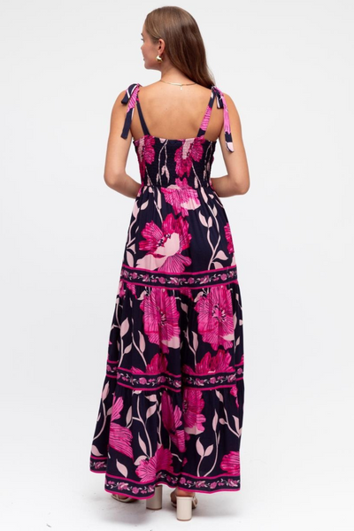 Maxi zomerjurk met bloemenprint en strikbandjes voor een stijlvolle look