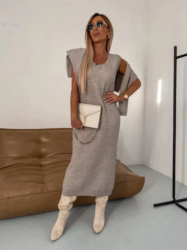 Stijlvolle set met een elegante jurk en coltrui
