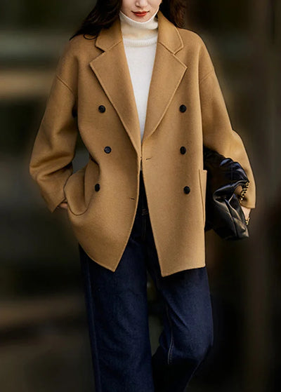 Stijlvolle Camel Coat met Peter Pan Kraag en Zakjes voor Herfstmode