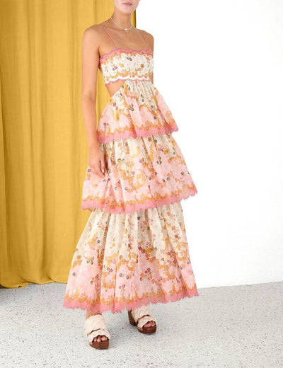 Bloemenjurk met spaghettibandjes en tiered ruffle zoom in maxi lengte