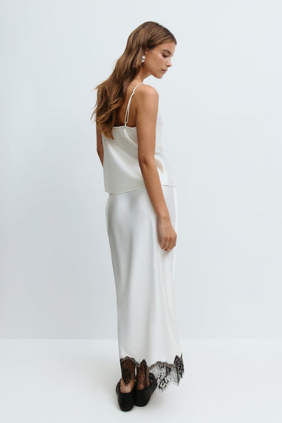 Elegante stijlvolle midi rok met verfijnde zoom