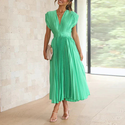 Elegante midi jurk met plooien v hals en korte mouwen
