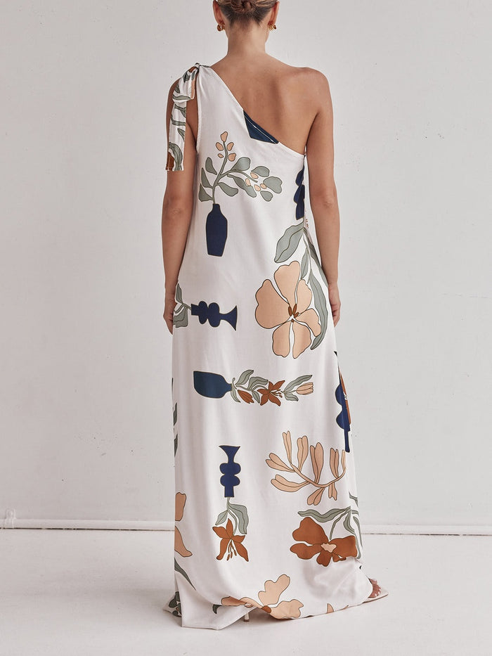 Asymmetrische damesjurk met print en vloeiende maxi lengte voor zomerse momenten