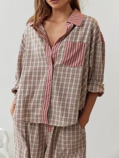 Los damespyjamaset met doorknoopshirt en wijde broek