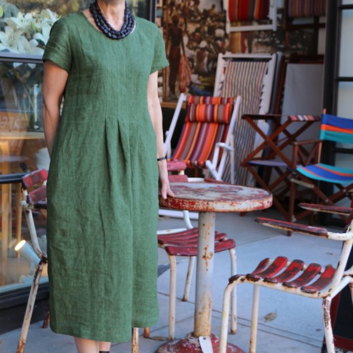 Casual damesjurk met korte mouwen en elegante uitstraling