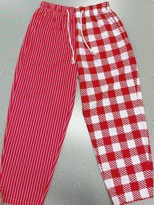 Damen-Freizeithose mit Gestreiftem Druck und Knöpfen