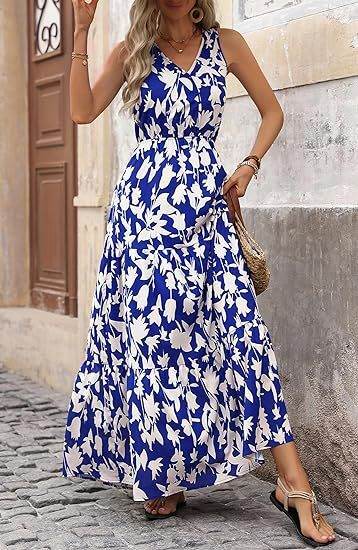 Elegante lange maxi jurk zonder mouwen met vloeiende uitstraling