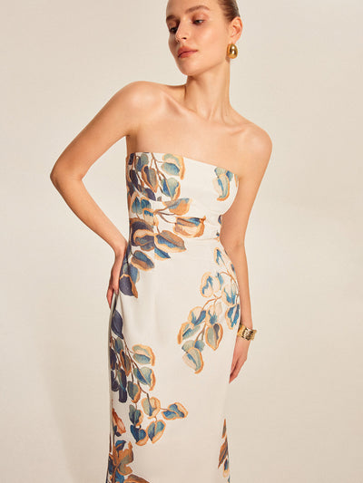 Elegante strapless jurk met bloemenmotief en verfijnde uitstraling