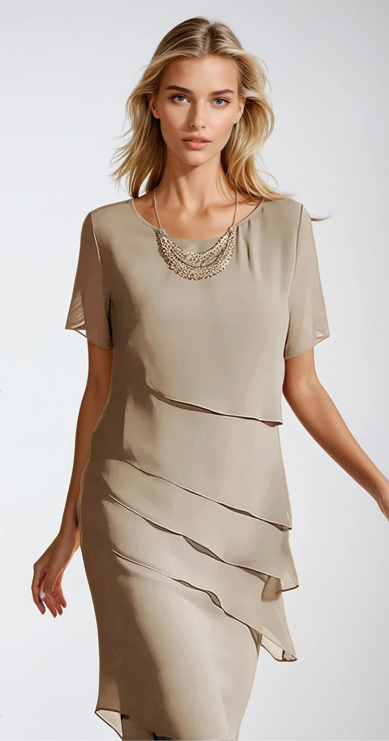 Elegante lange jurk met sierlijke ruches