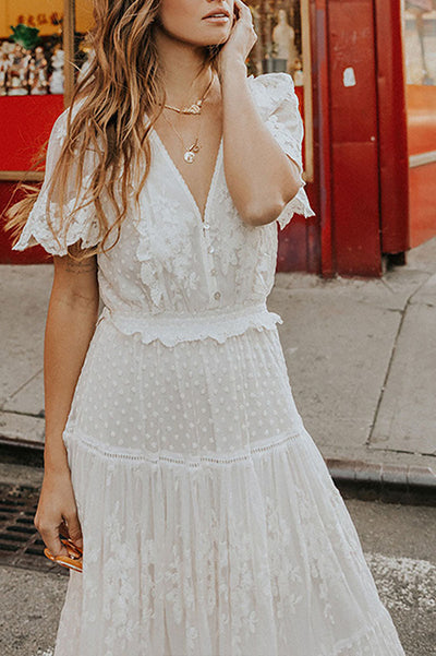 Bohemian maxi jurk met geborduurde details in elegante stijl