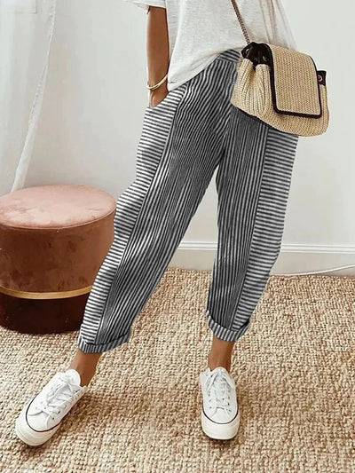 Gestreepte cropped broek voor een stijlvolle en alledaagse uitstraling
