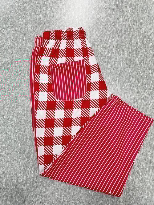 Damen-Freizeithose mit Gestreiftem Druck und Knöpfen