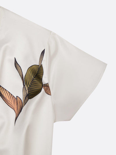 Elegante midi overslagjurk met bladprint v hals en korte mouwen