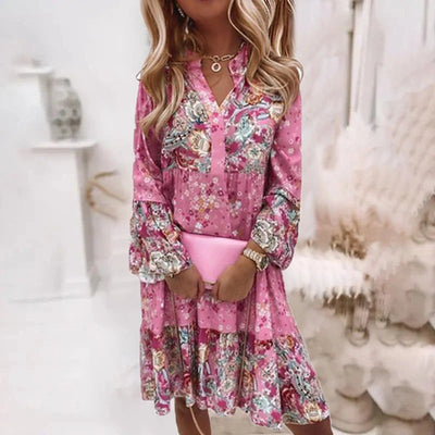 Elegante korte zomerjurk met lange mouwen voor een feestelijke look