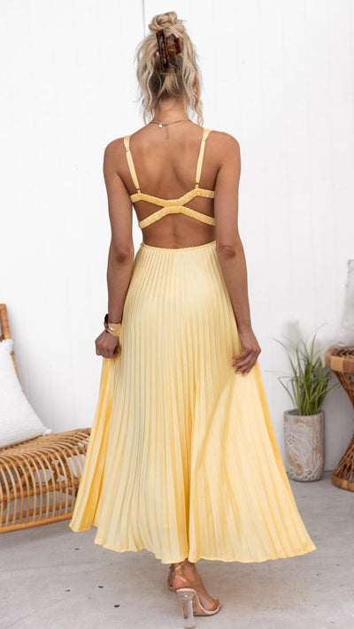 Elegante avondjurk in maxi lengte met open rug en sierlijke plooien in de rok