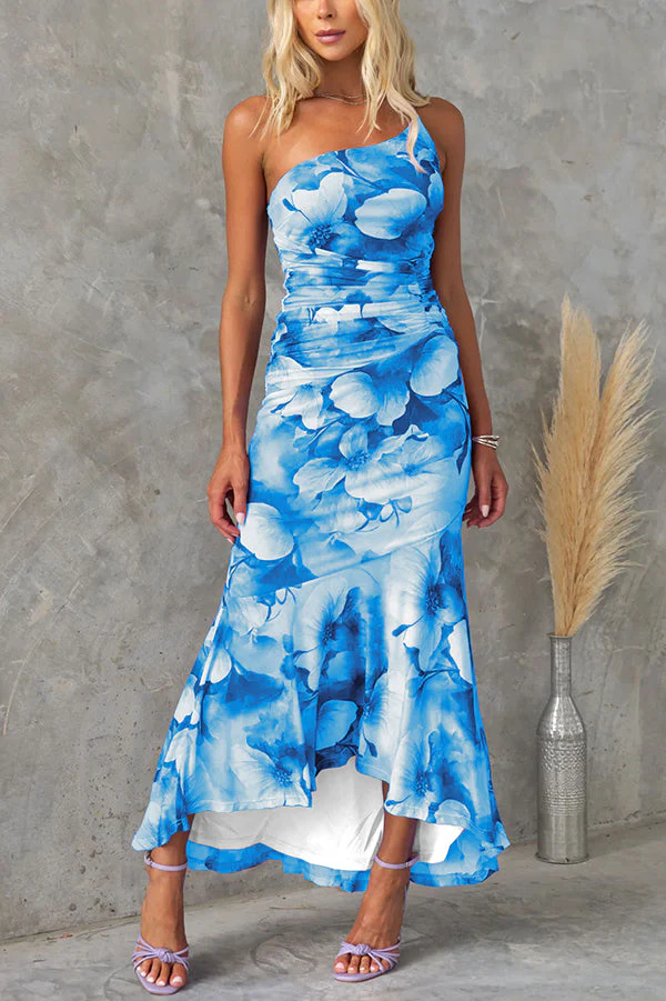 Lange asymmetrische jurk met bloemenprint voor een elegante en look