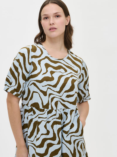 Casual midi jurk met dierenmotief en korte mouwen